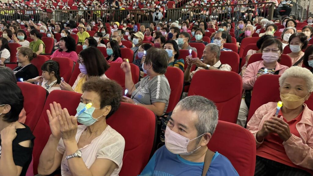 旺旺老朋友孝親演唱會出席盛況