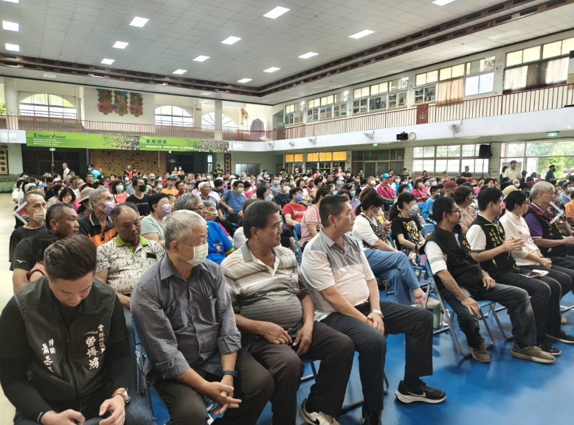 莿桐鄉親踴躍出席老朋友同學會活動